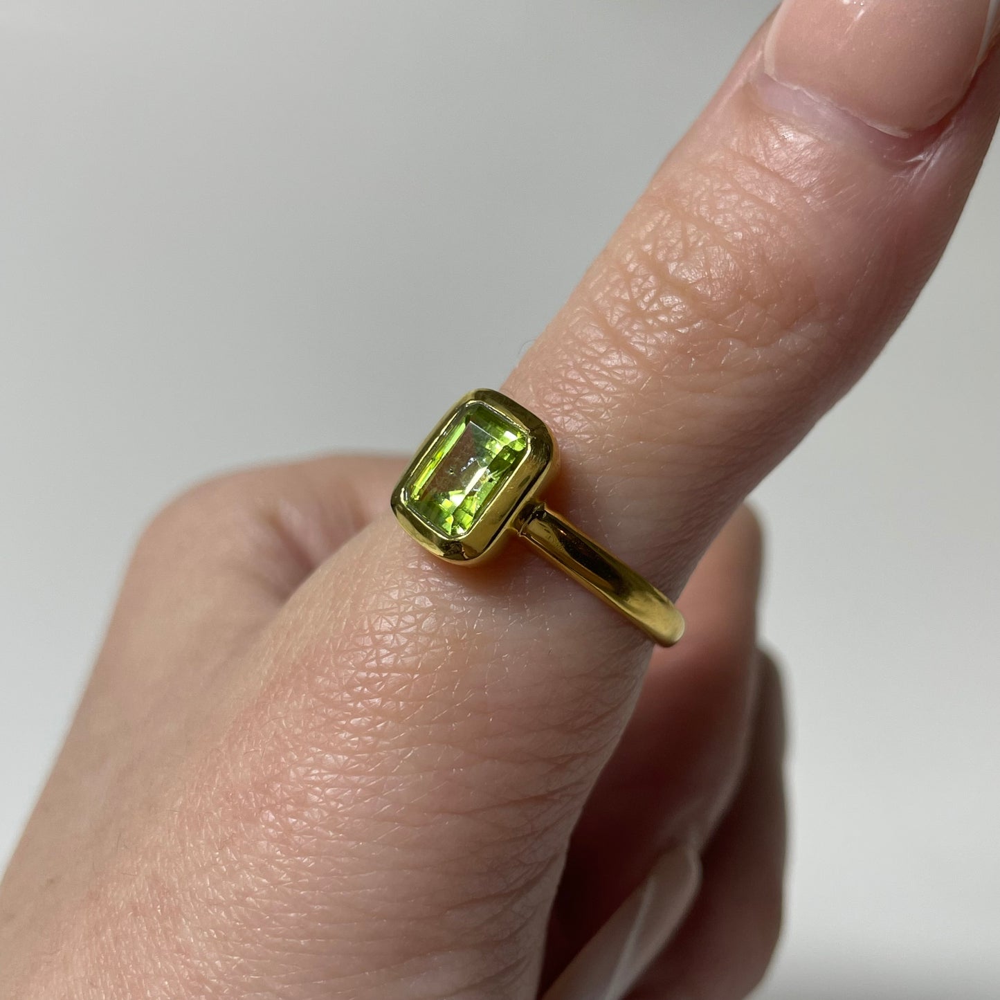 Gold Plated Faceted Peridot Ring (Size 9)