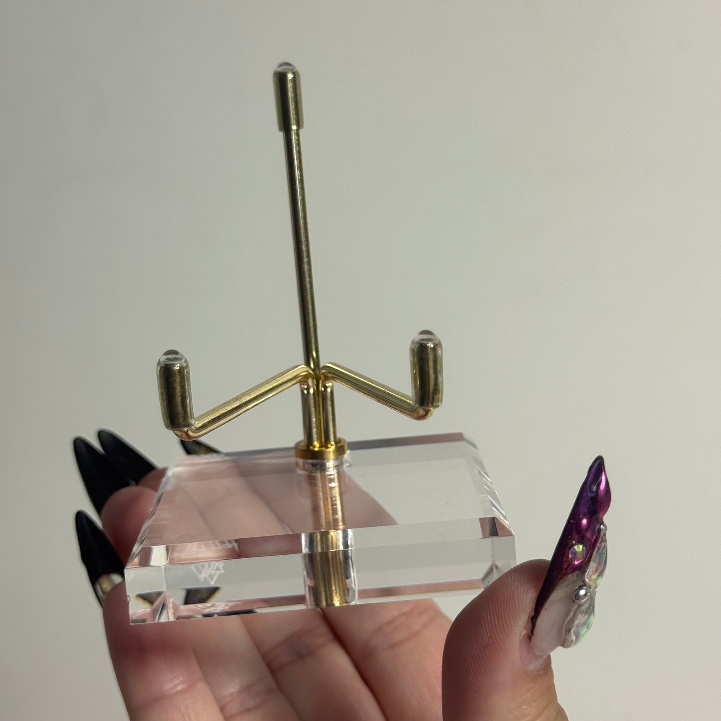 Gold Specimen Stand (Size 4)