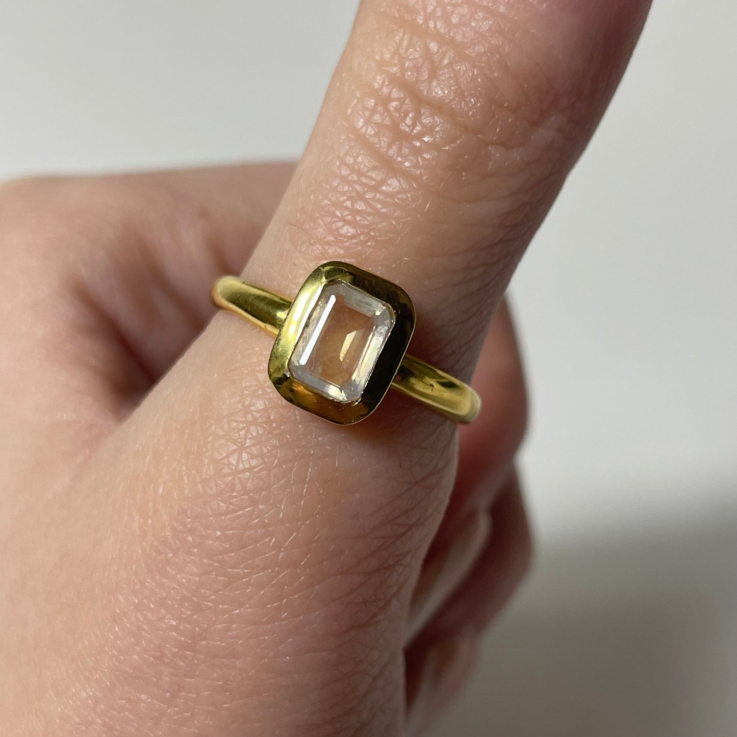 Gold Plated Faceted Rainbow Moonstone Ring (Size 8)