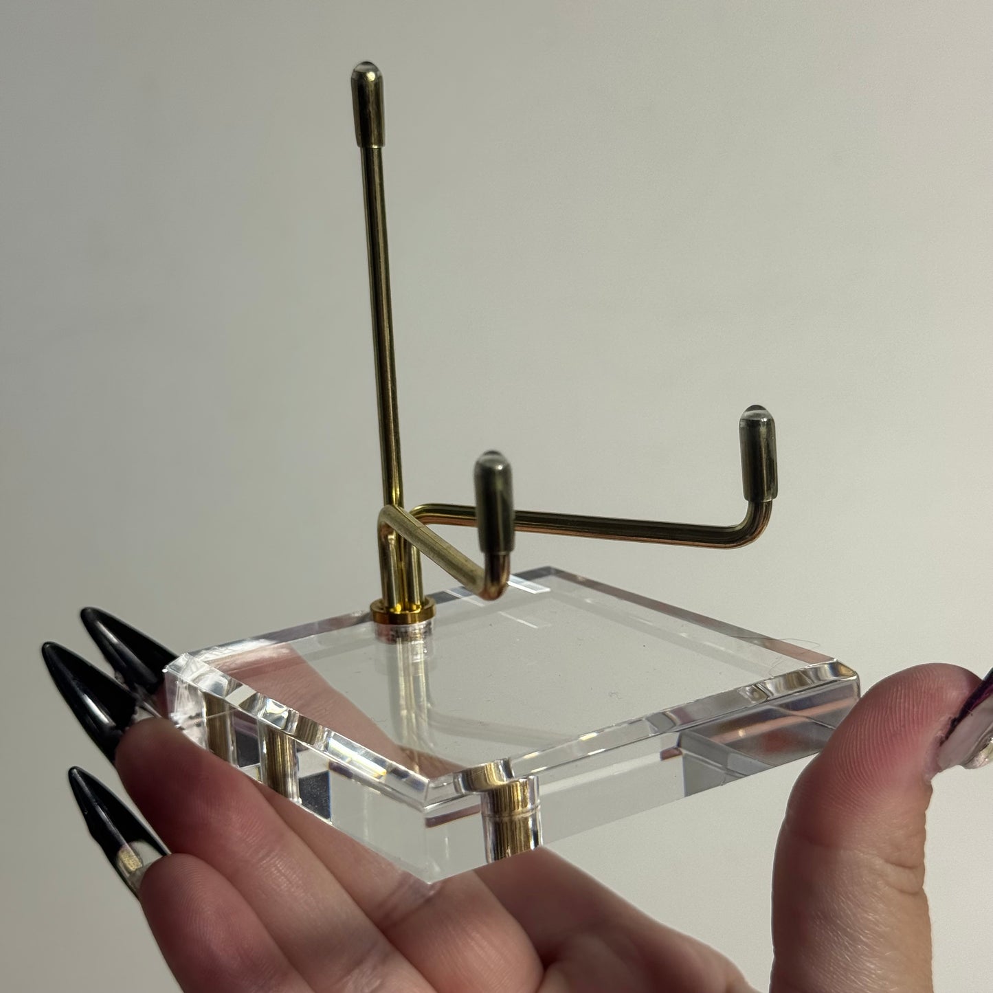Gold Specimen Stand (Size 5)