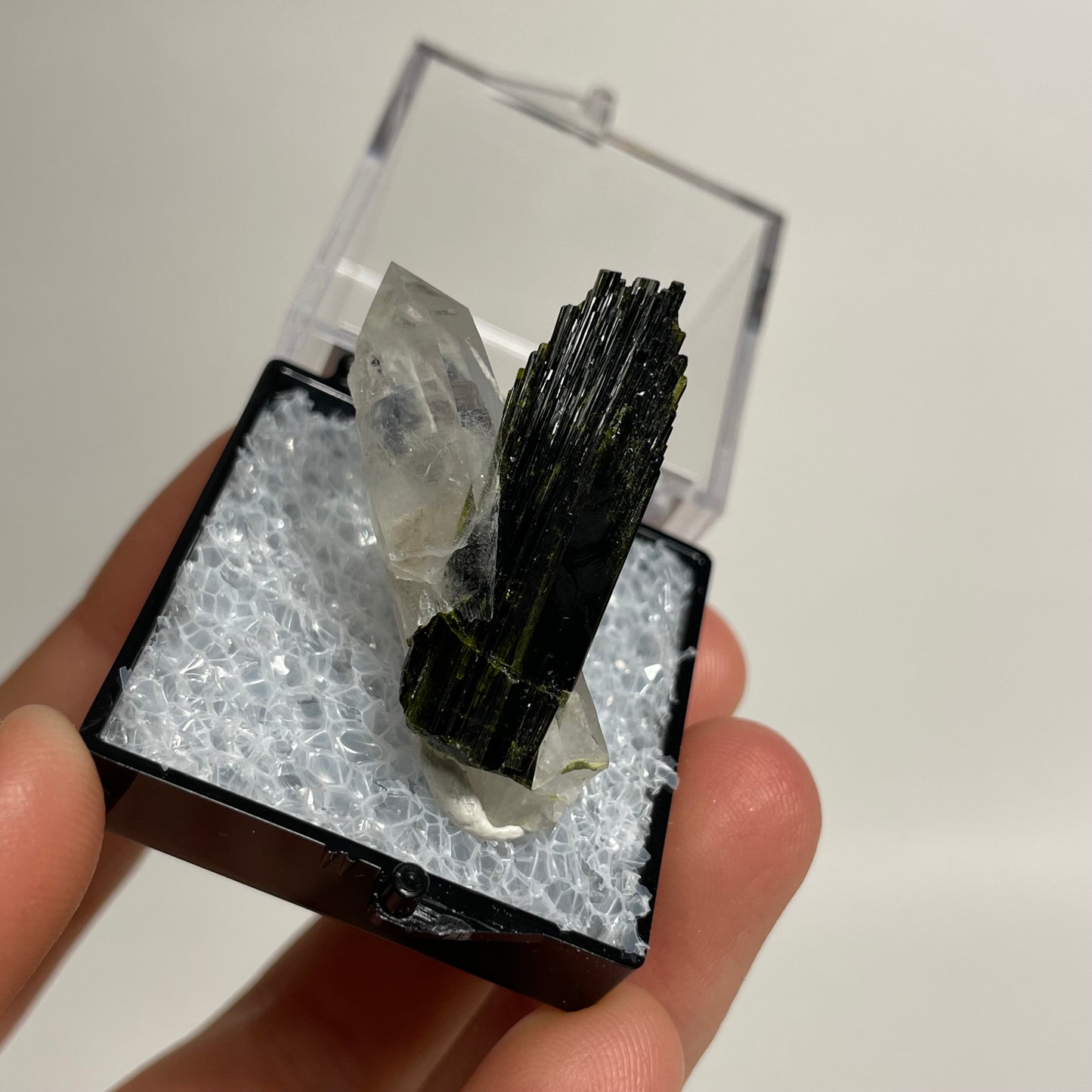 Epidote and Quartz Specimen from “La Verde” Mine, Peru: Intuitive Pick