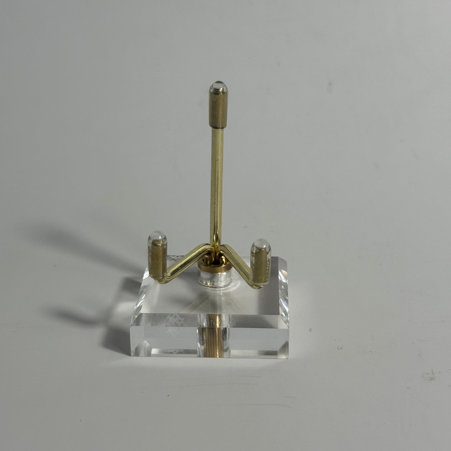 Gold Specimen Stand (Size 2)