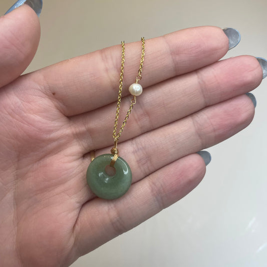 Jade Donut Necklace: Intuitive Pick