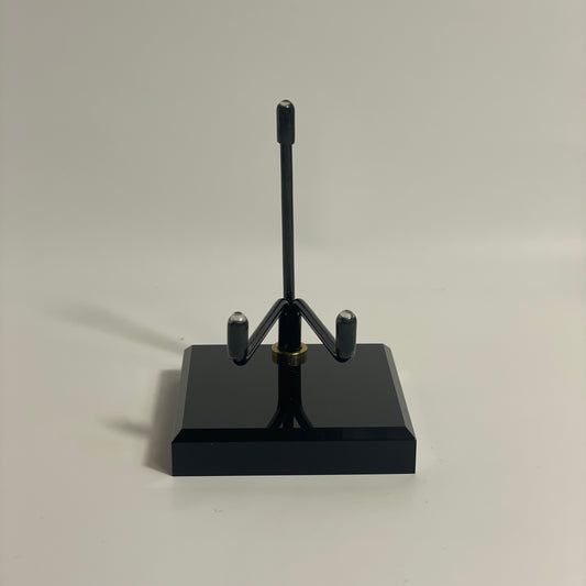 Black Specimen Stand (Size 4)