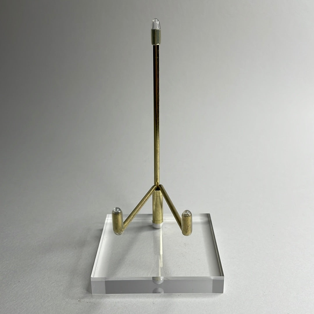 Medium Gold Specimen Stand