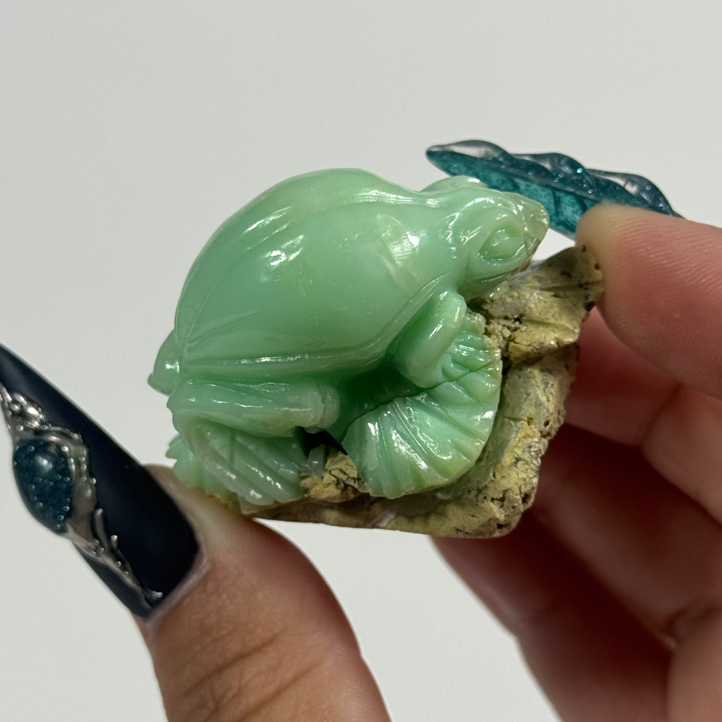 Chrysopal Frog Handmade Carving