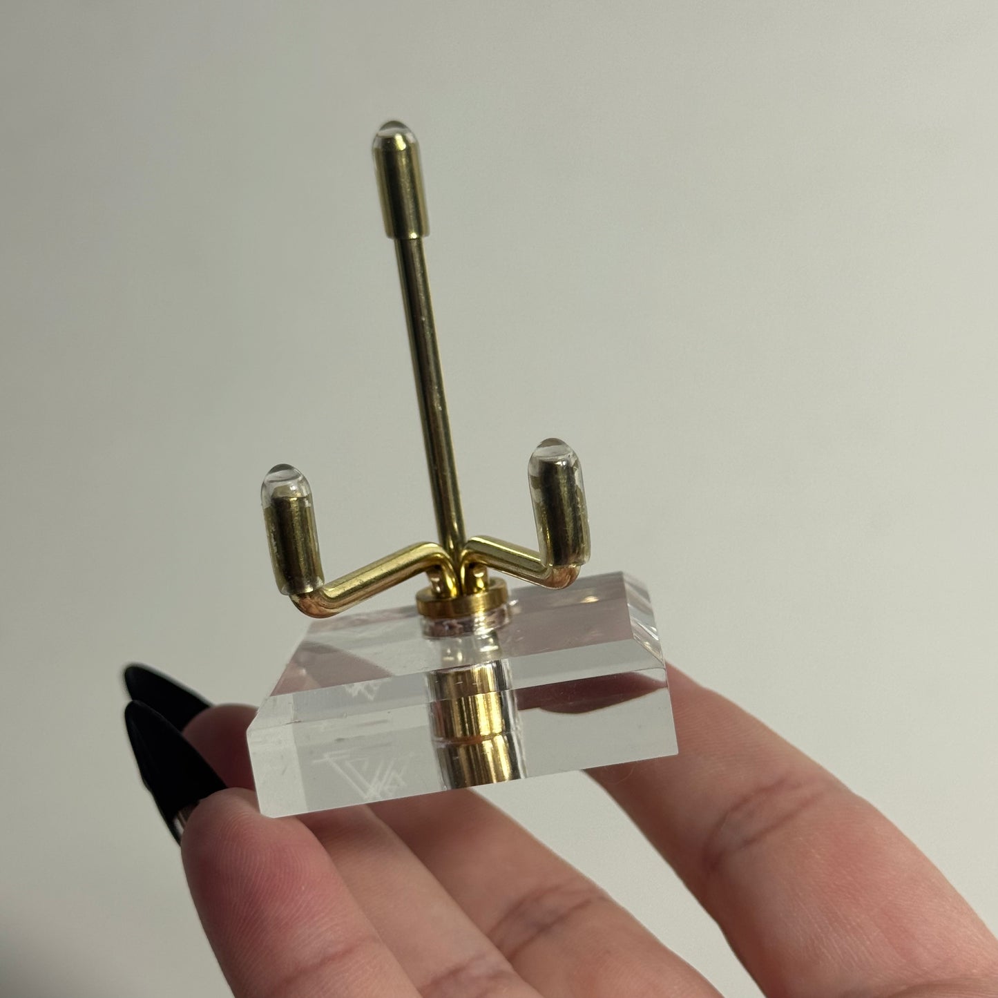 Gold Specimen Stand (Size 2)