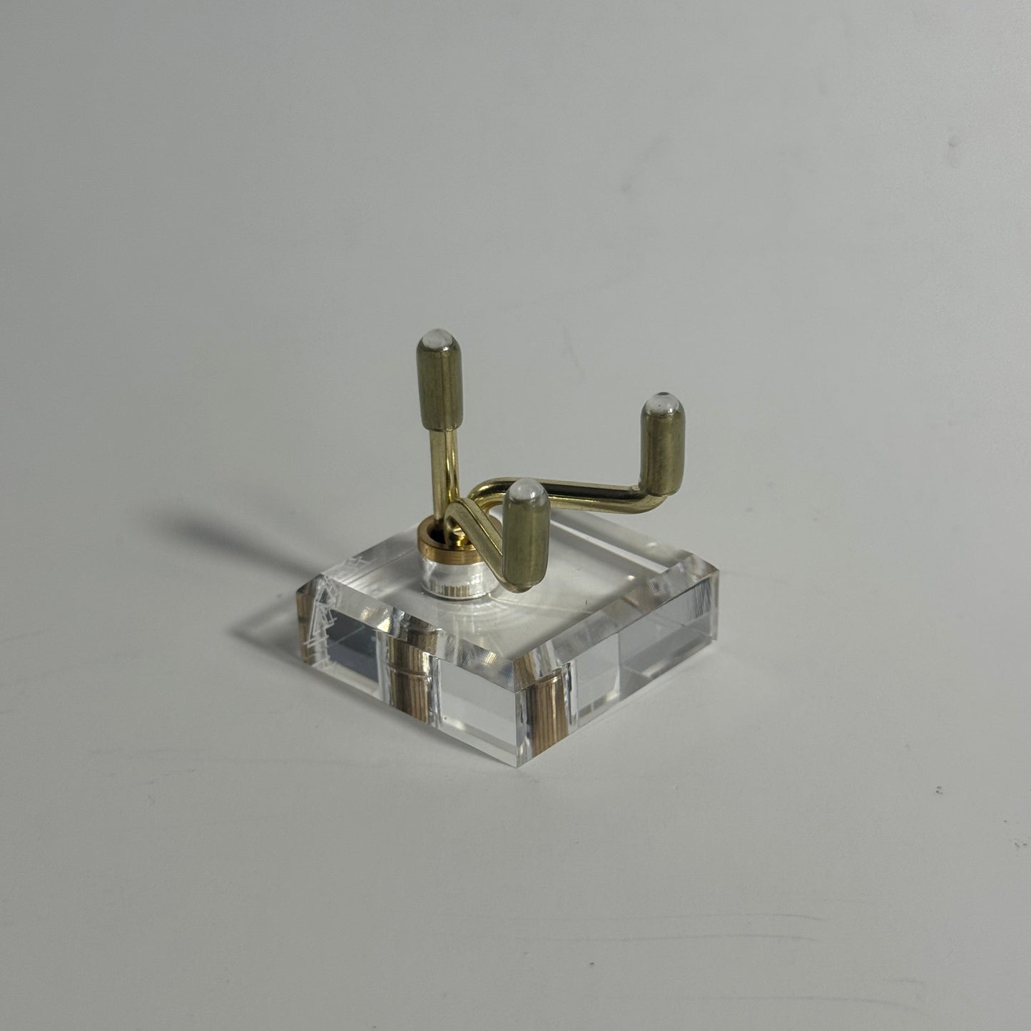 Gold Specimen Stand (Size 1)