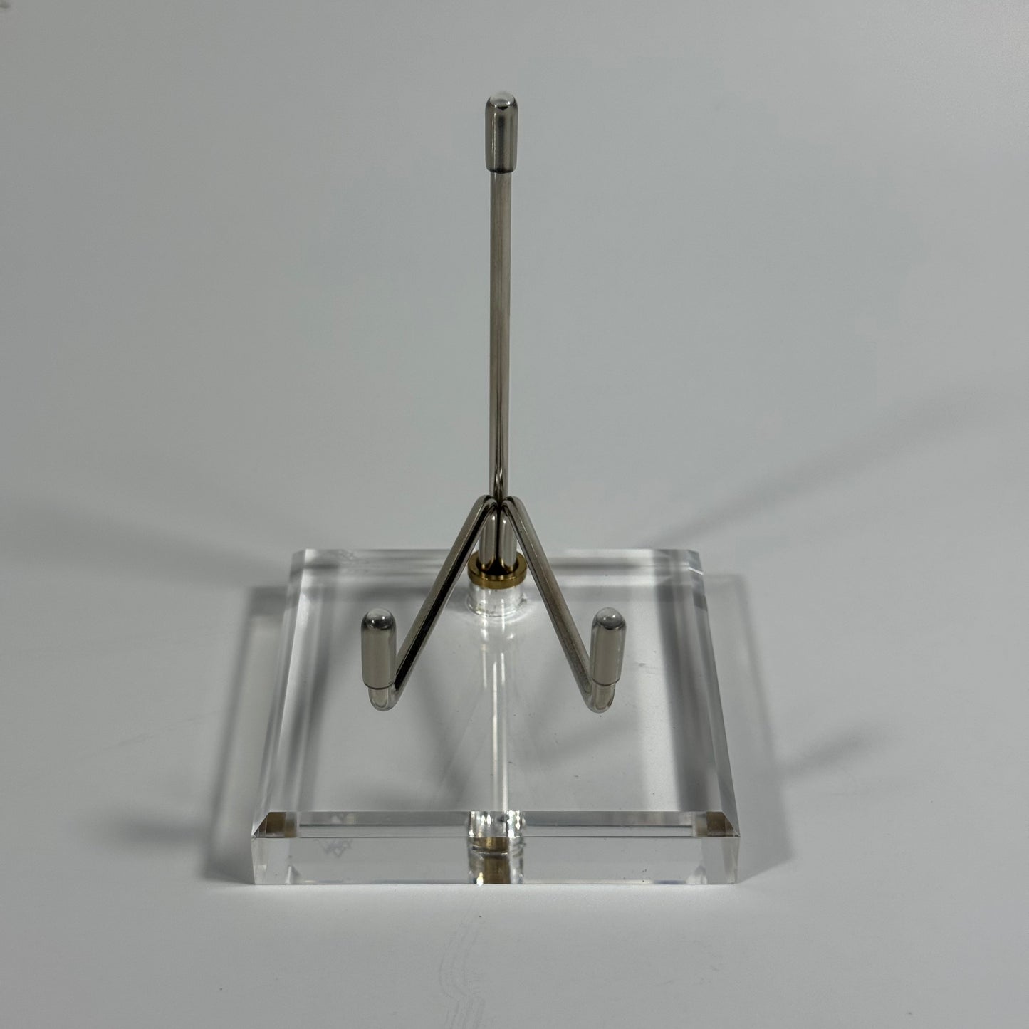 Silver Specimen Stand (Size 5)